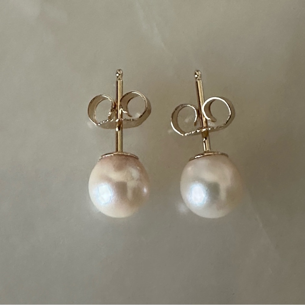14k Solid Gold 5mm Pearl Stud Earrings
